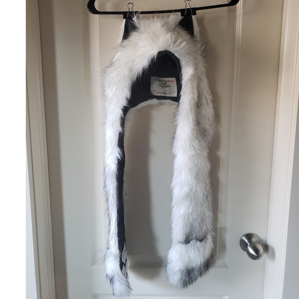 Spirithood husky cap